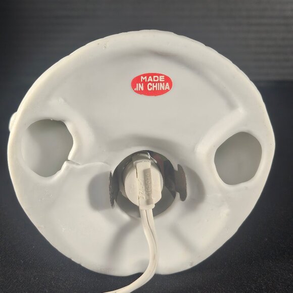 Art Mark White Porcelain Guardian Angel & Children Tabletop Night Light Electric - Picture 10 of 14